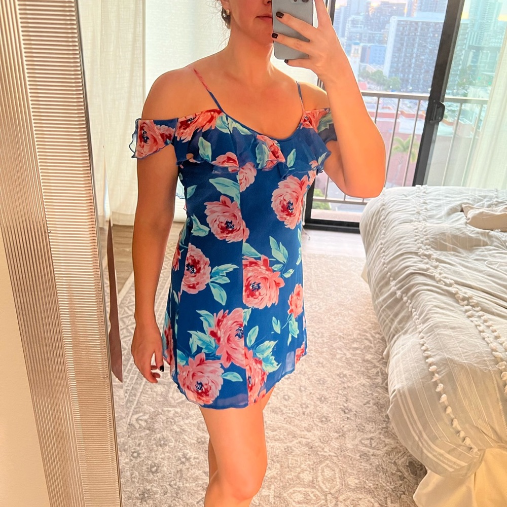 Floral Mini Dress with Flutter Shoulders